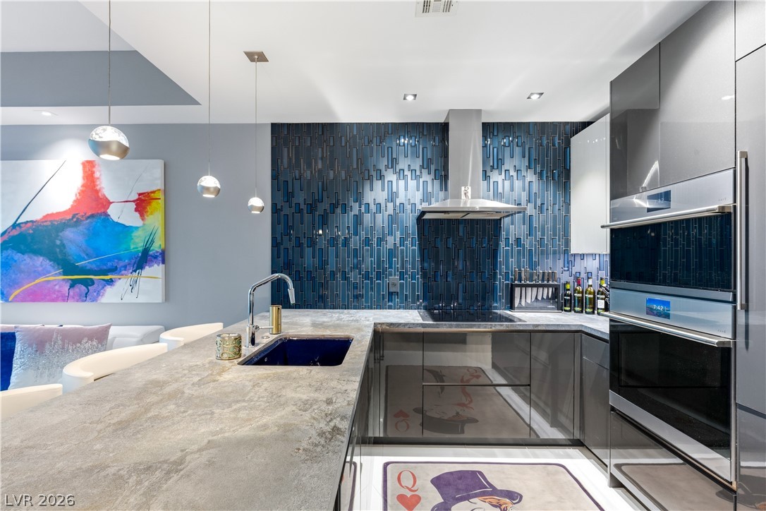 4575 Dean Martin Drive 1805 Las Vegas NV 89103