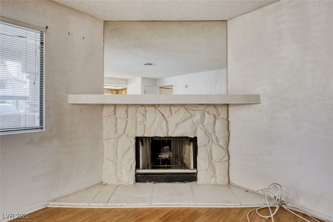 1017 Falconhead Lane 102 Las Vegas NV 89128