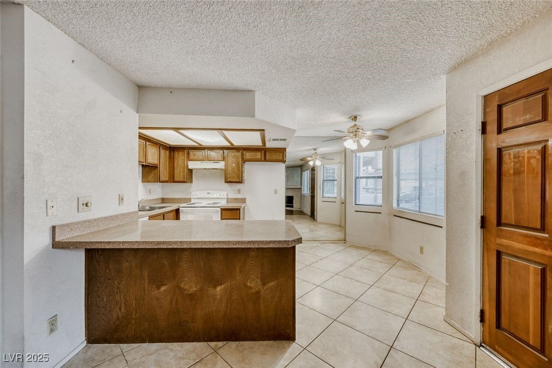 1017 Falconhead Lane 102 Las Vegas NV 89128