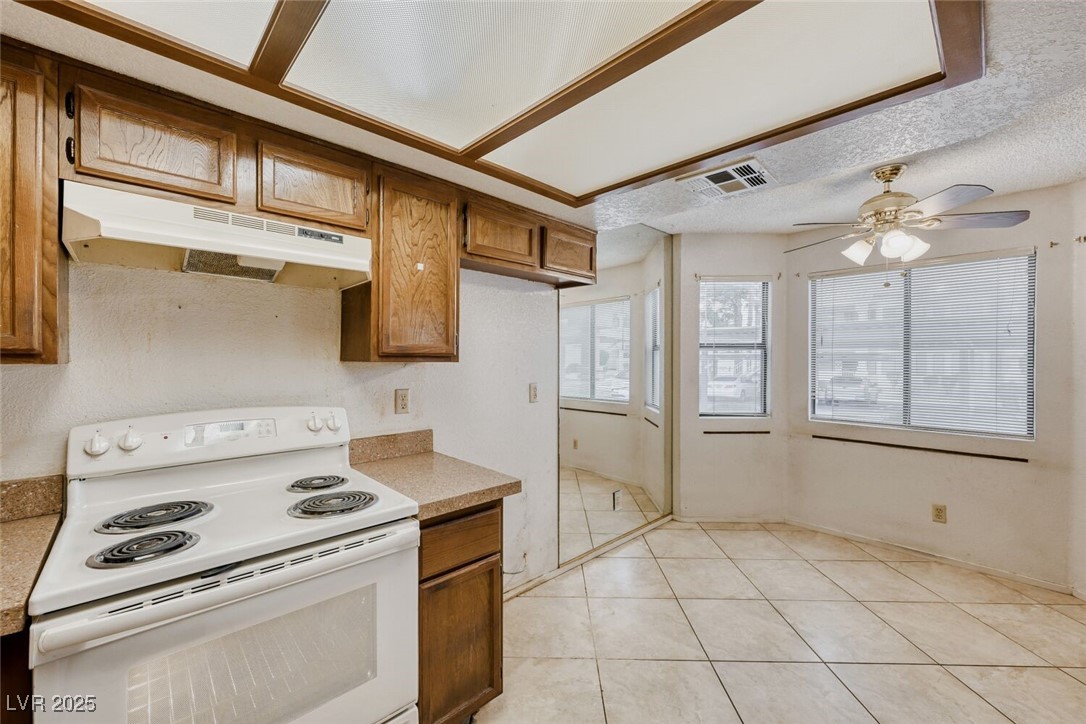 1017 Falconhead Lane 102 Las Vegas NV 89128