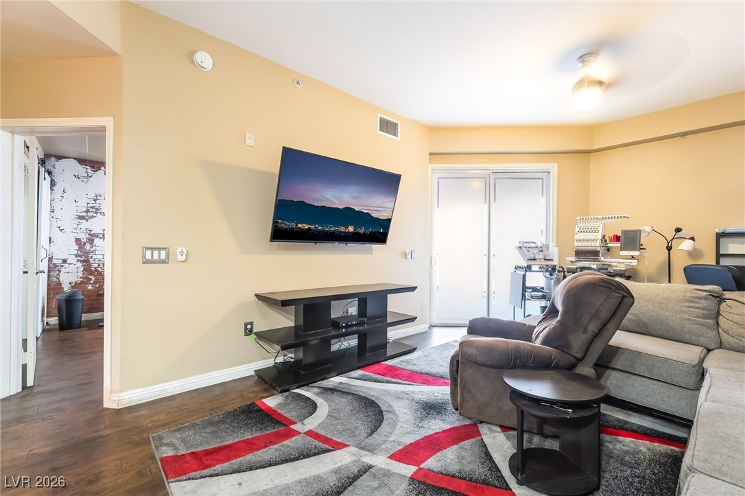 35 East Agate Avenue 201 Las Vegas NV 89123