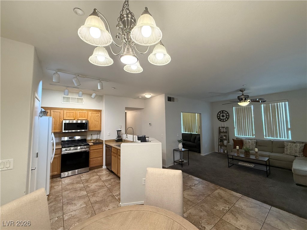 50 Aura De Blanco Street 11104 Henderson NV 89074