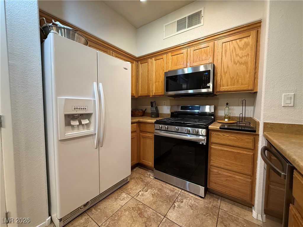 50 Aura De Blanco Street 11104 Henderson NV 89074