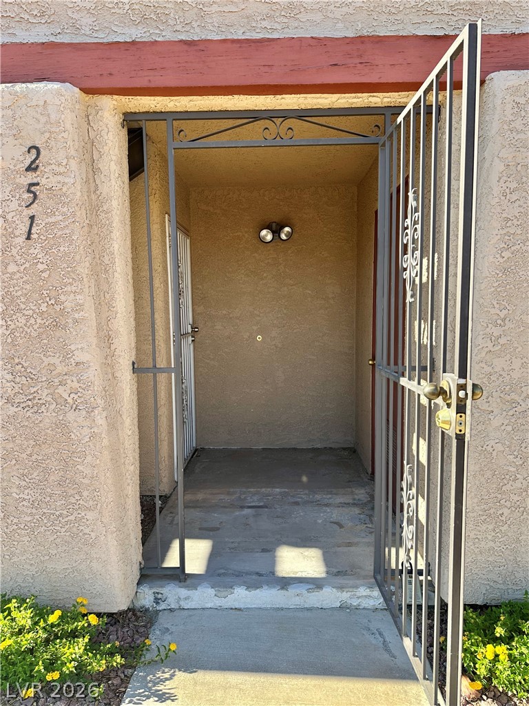 4140 Gannet Circle 251 Las Vegas NV 89103