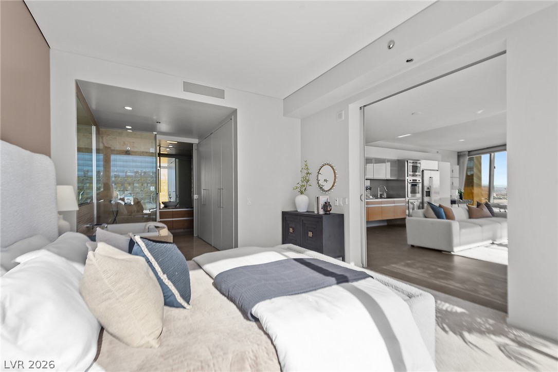 3726 Las Vegas Boulevard 3404 Las Vegas NV 89158