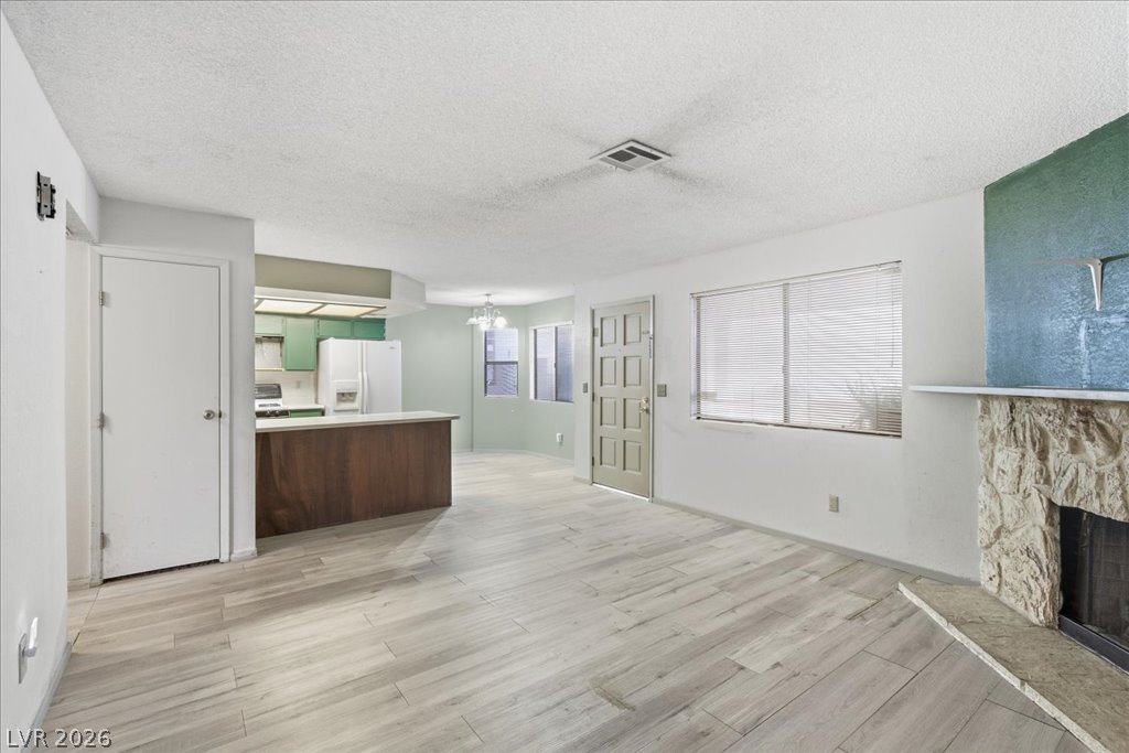 753 Rock Springs Drive 102 Las Vegas NV 89128