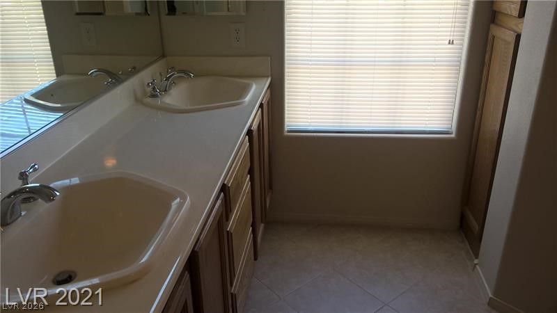 7290 Sheared Cliff Lane 102 Las Vegas NV 89149