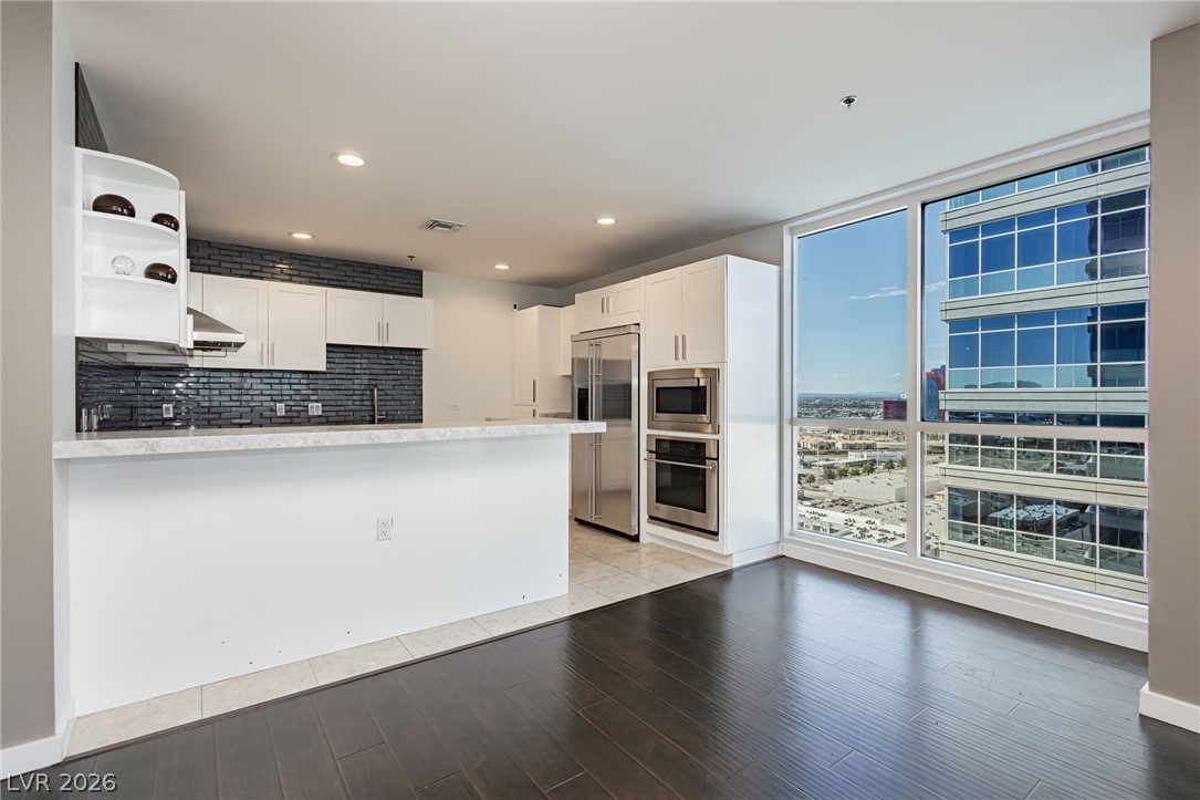 4575 Dean Martin Drive 2312 Las Vegas NV 89103