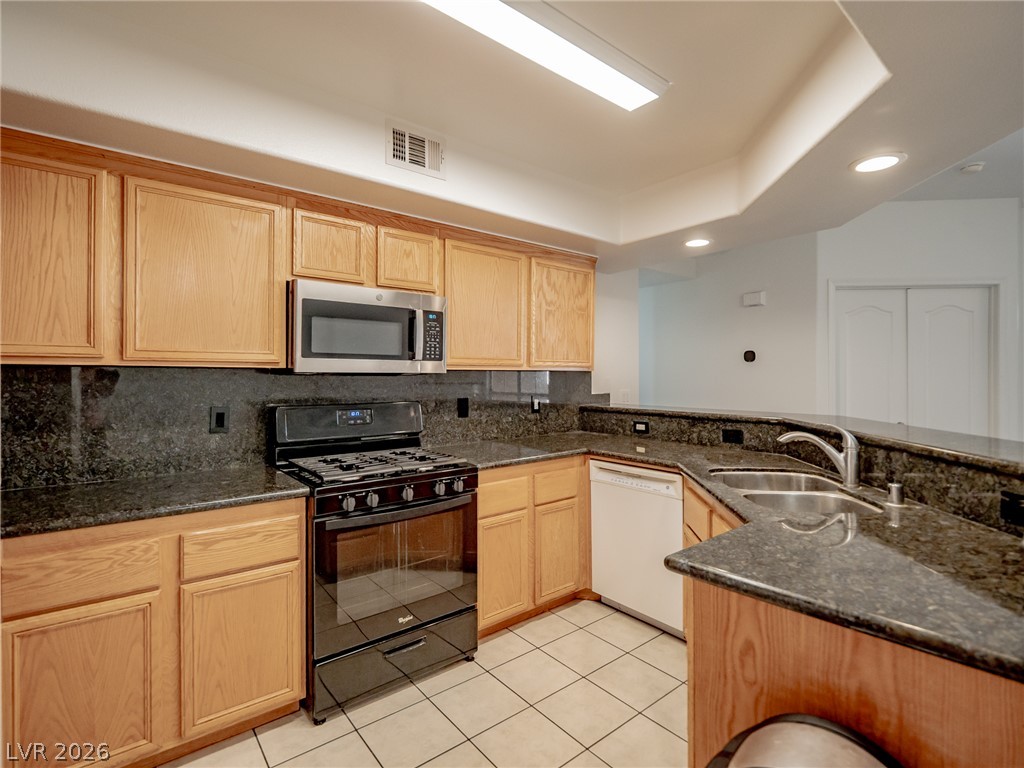 6809 Cobre Azul Avenue 101 Las Vegas NV 89108