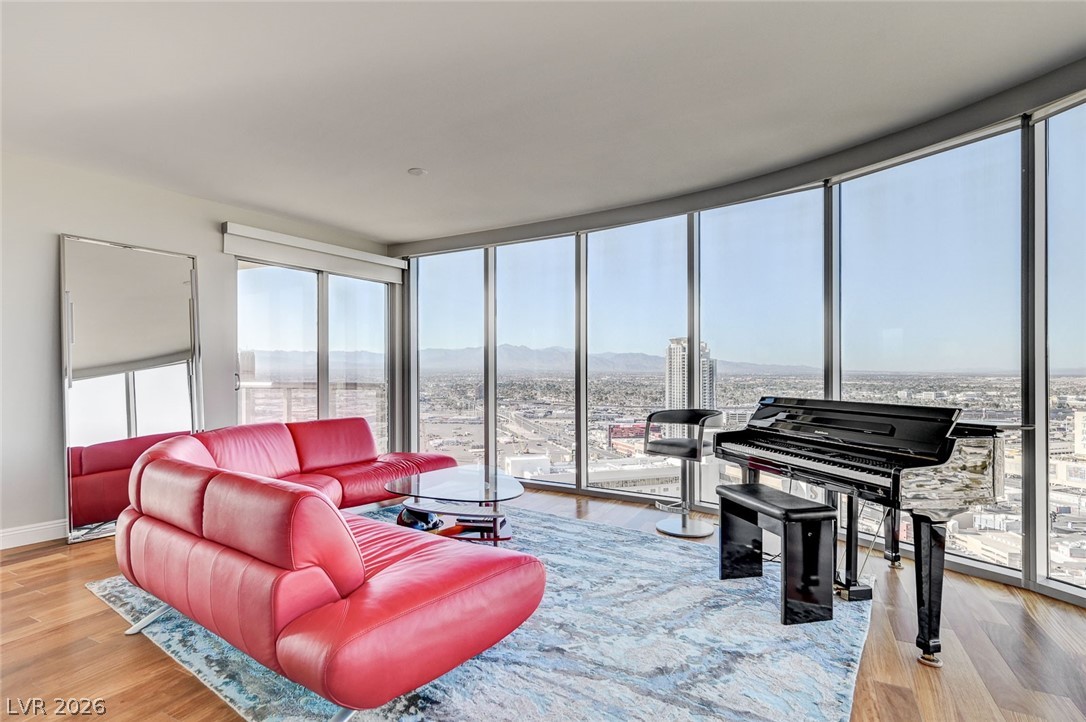 222 Karen Avenue 3508 Las Vegas NV 89109