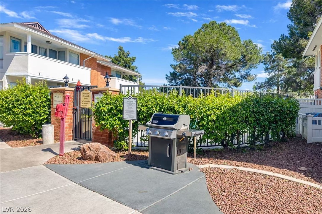 2838 Loveland Drive 1608 Las Vegas NV 89109