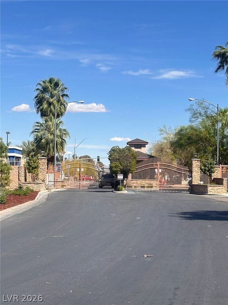 2838 Loveland Drive 1608 Las Vegas NV 89109