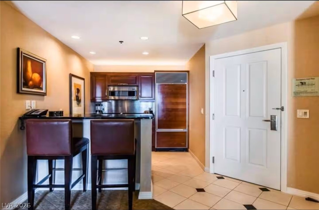 135 East Harmon Avenue 2020 Las Vegas NV 89109