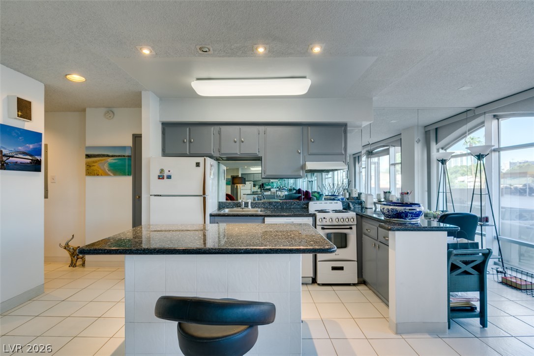 3111 Bel Air Drive 206 Las Vegas NV 89109