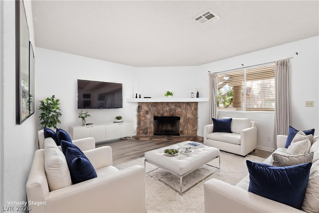 925 Falconhead Lane 101 Las Vegas NV 89128