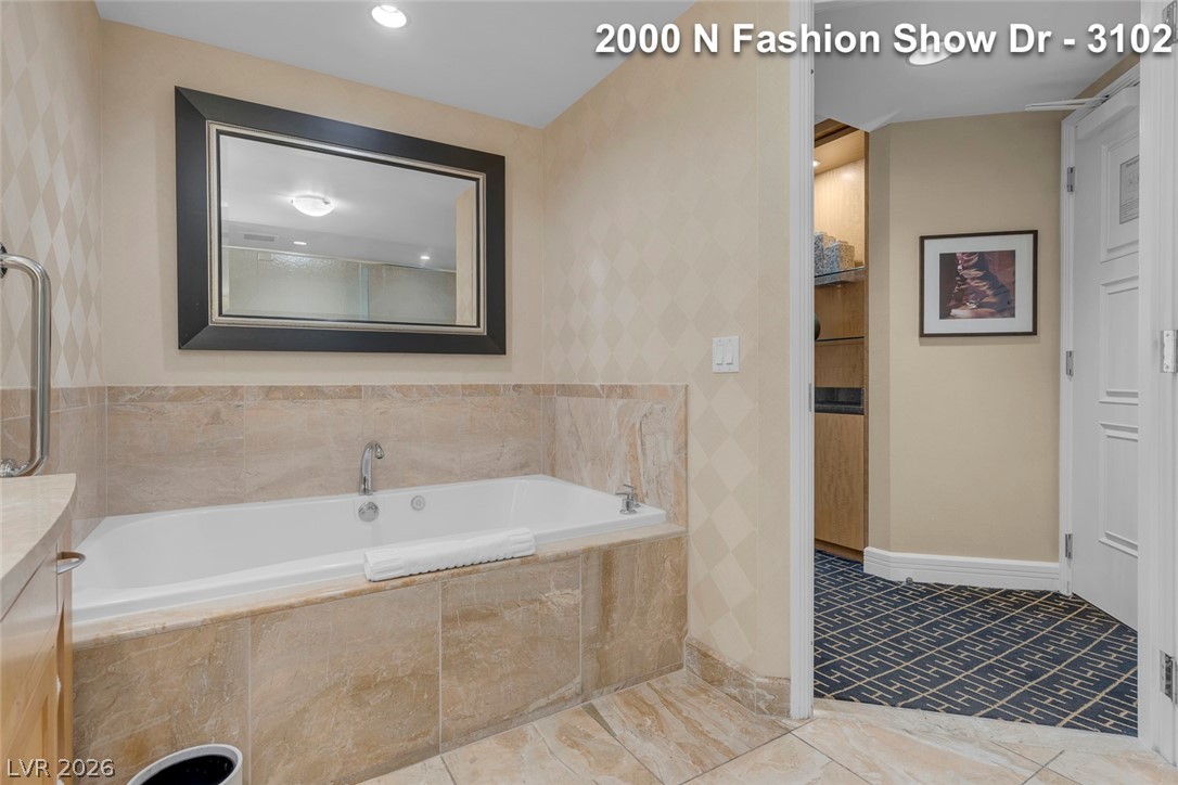 2000 North Fashion Show Drive 3102 Las Vegas NV 89109