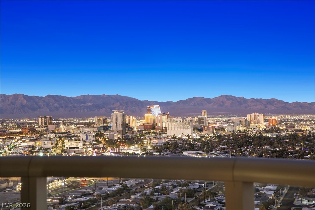 222 Karen Avenue 2607 Las Vegas NV 89109