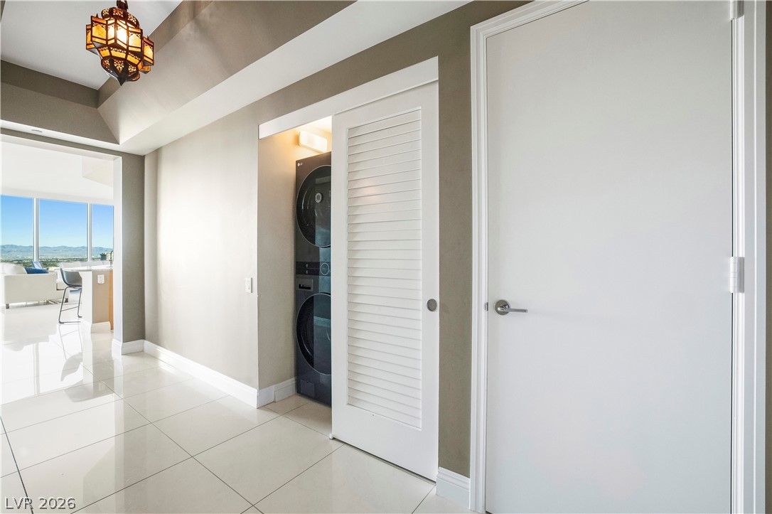 222 Karen Avenue 2607 Las Vegas NV 89109