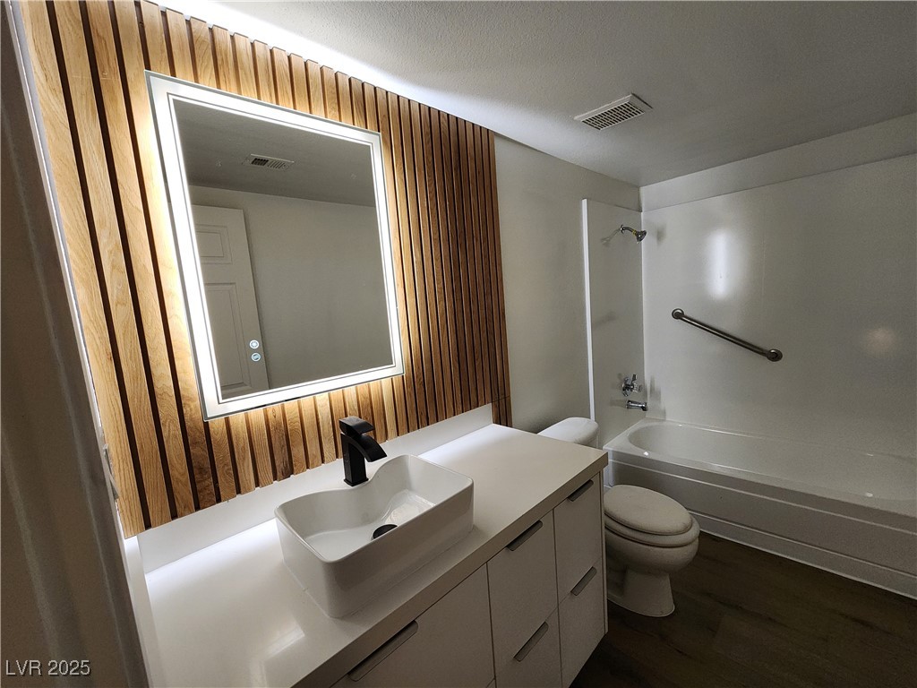 4981 River Glen Drive 63 Las Vegas NV 89103