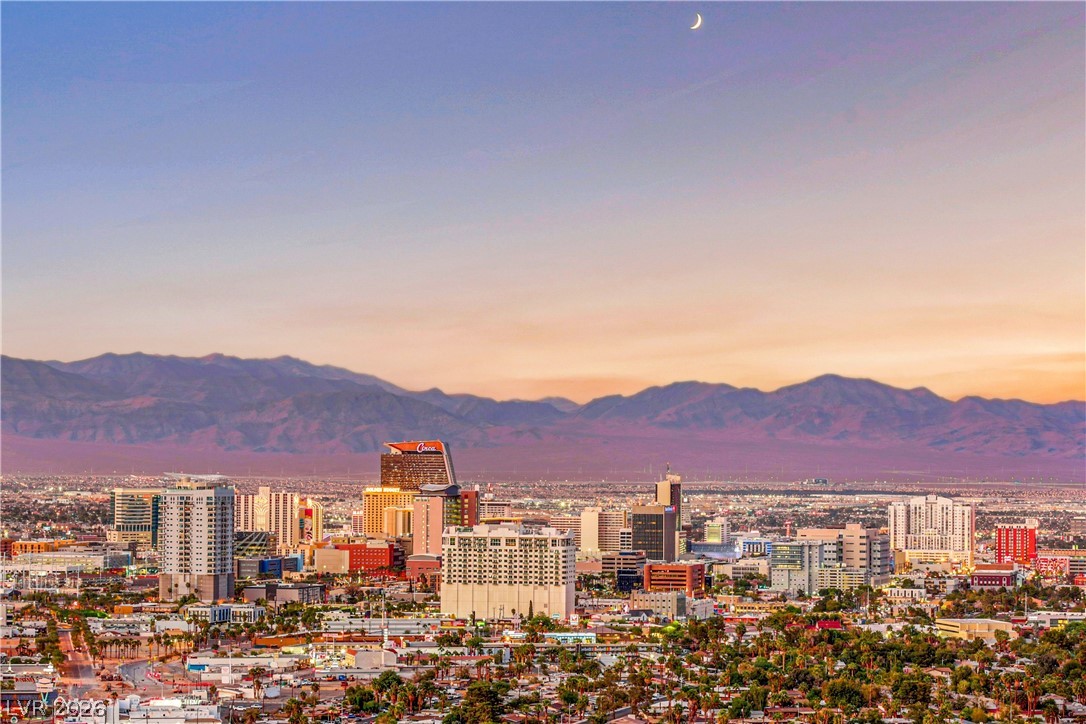 322 Karen Avenue 708 Las Vegas NV 89109