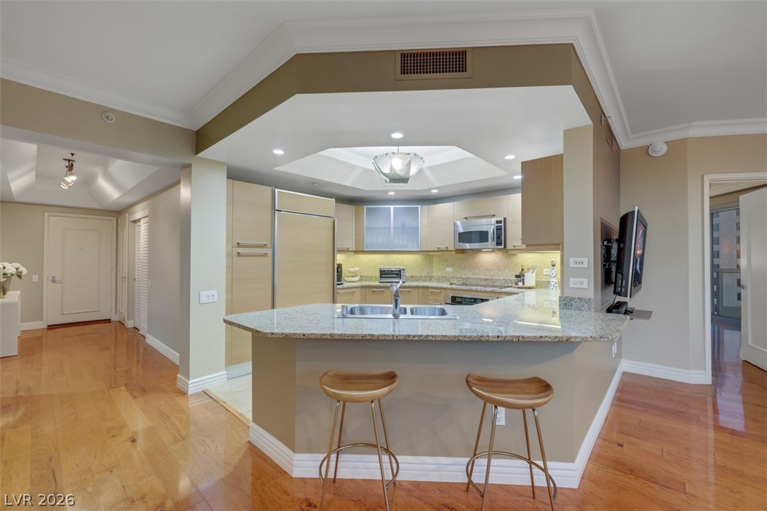 322 Karen Avenue 708 Las Vegas NV 89109