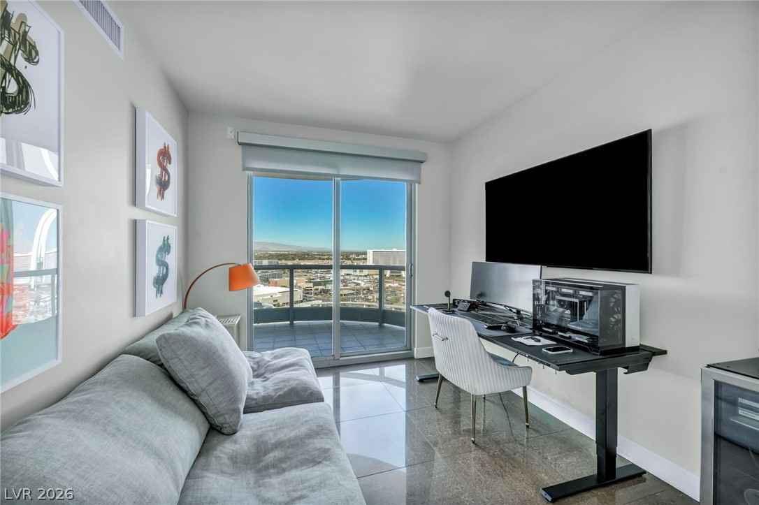 322 Karen Avenue 2007 Las Vegas NV 89109