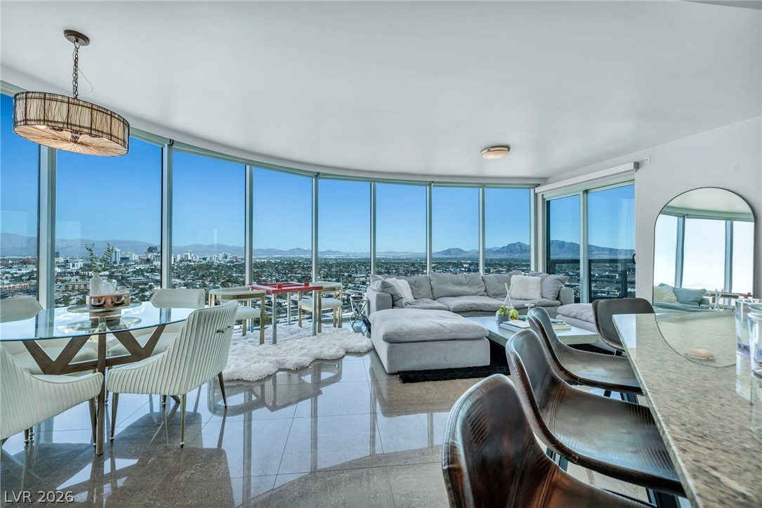 322 Karen Avenue 2007 Las Vegas NV 89109