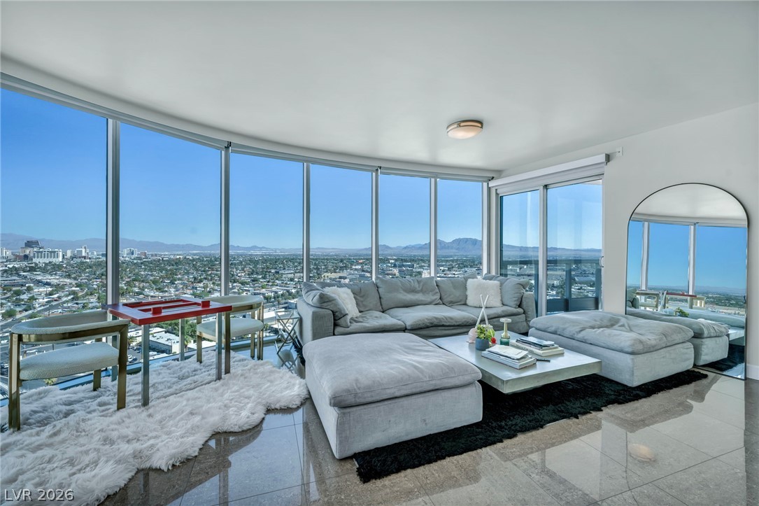 322 Karen Avenue 2007 Las Vegas NV 89109