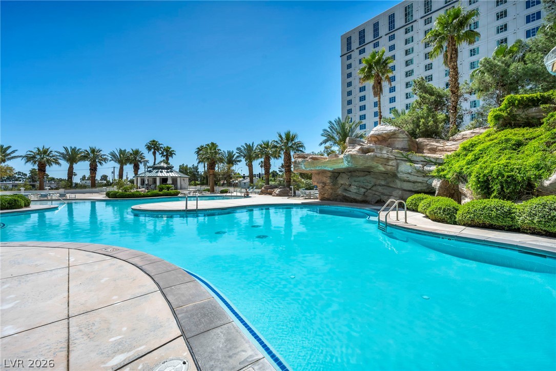 322 Karen Avenue 2007 Las Vegas NV 89109
