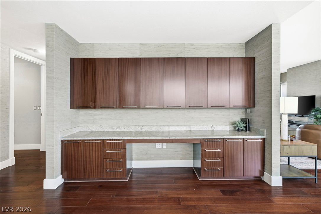 4471 Dean Martin Drive 810 Las Vegas NV 89103