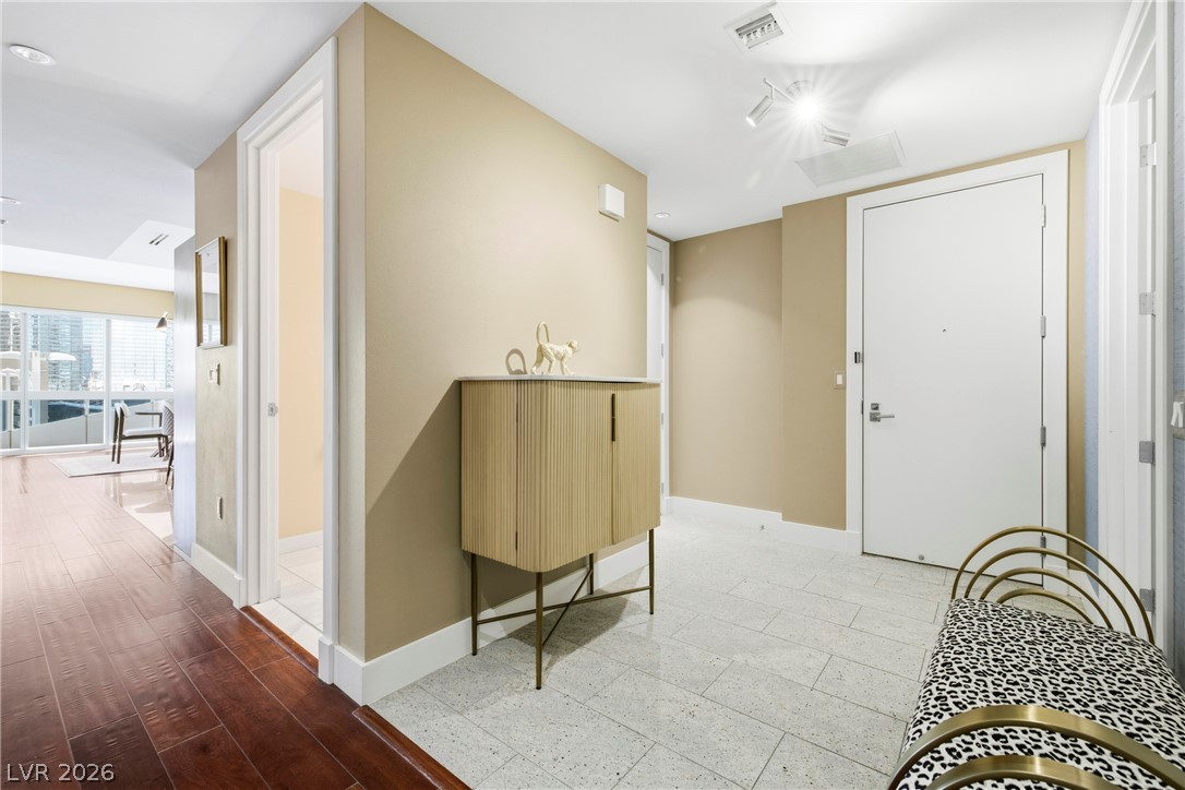 4471 Dean Martin Drive 810 Las Vegas NV 89103