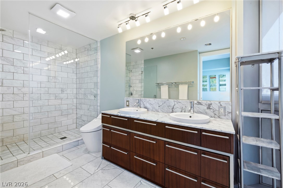 4471 Dean Martin Drive 810 Las Vegas NV 89103