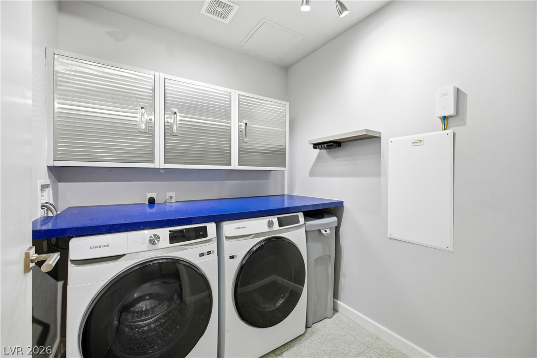 4471 Dean Martin Drive 810 Las Vegas NV 89103