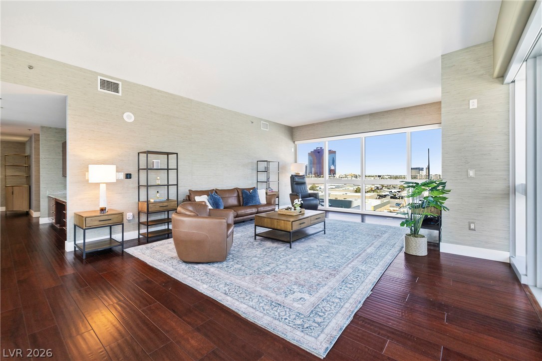4471 Dean Martin Drive 810 Las Vegas NV 89103