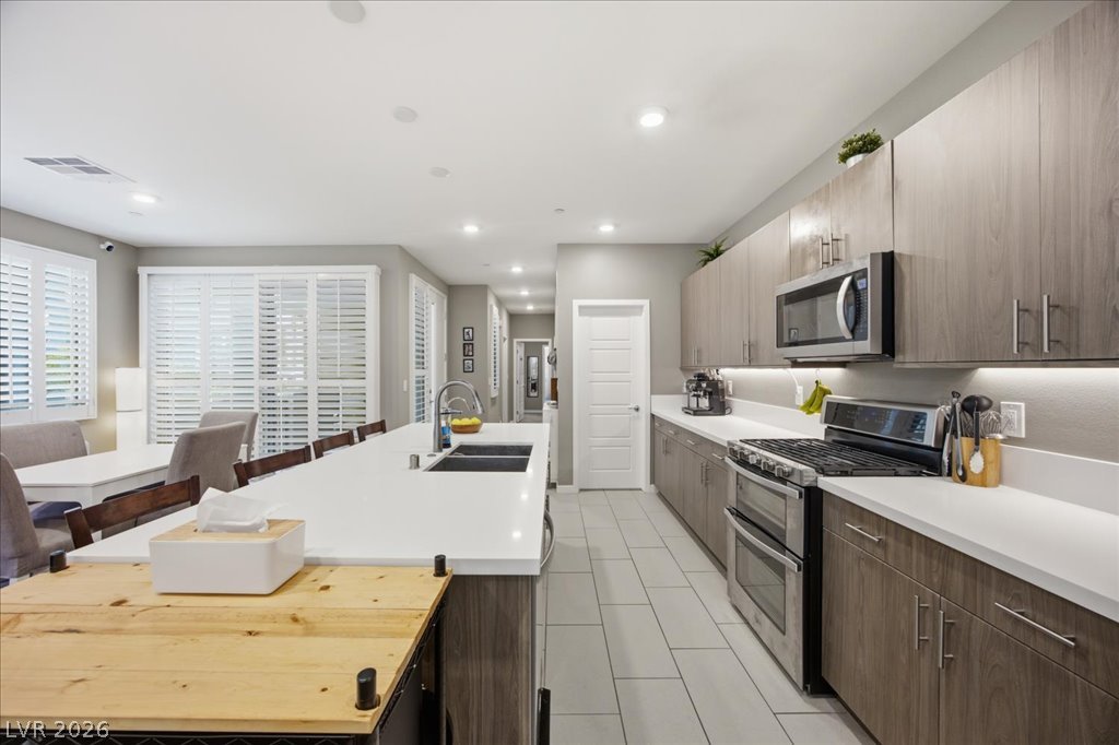 11313 Vision Peak Avenue 102 Las Vegas NV 89135