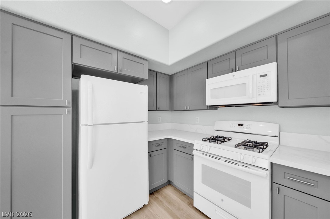 520 Arrowhead Trail 1411 Henderson NV 89015