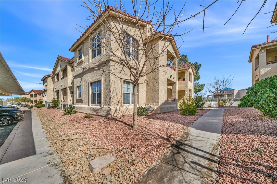 520 Arrowhead Trail 1411 Henderson NV 89015