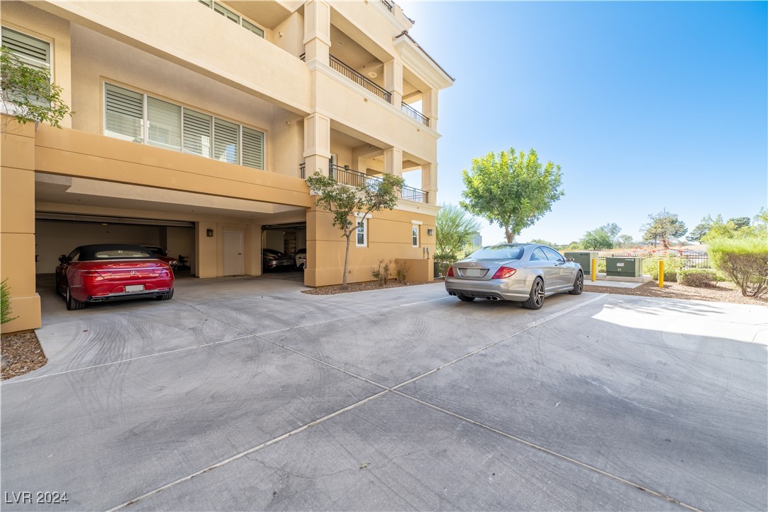 9219 Tesoras Drive 402 Las Vegas NV 89144