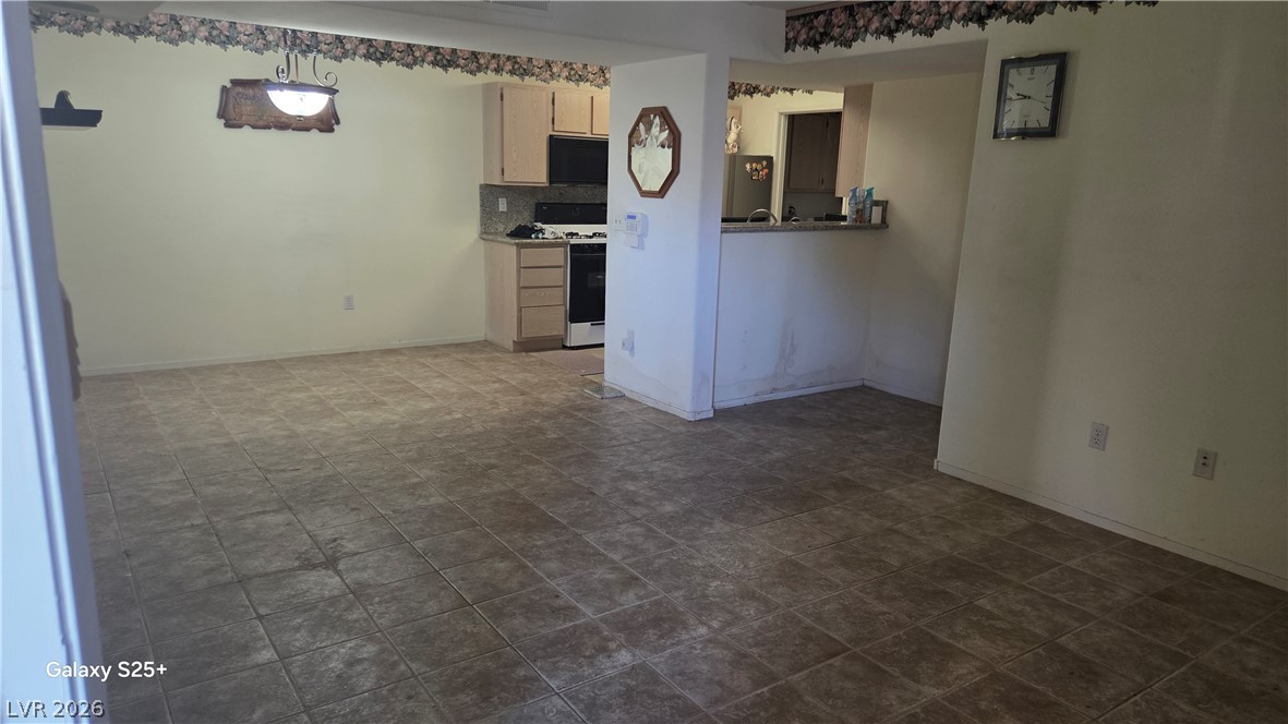 7885 West Flamingo Road 1008 Las Vegas NV 89147