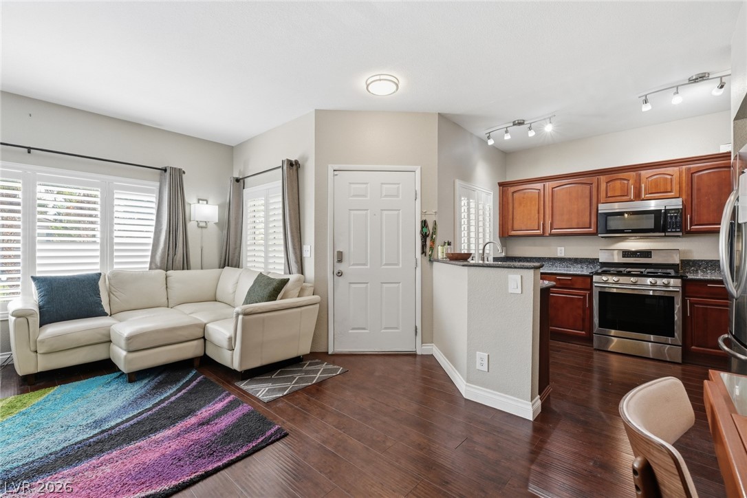 251 South Green Valley Parkway 421 Henderson NV 89012