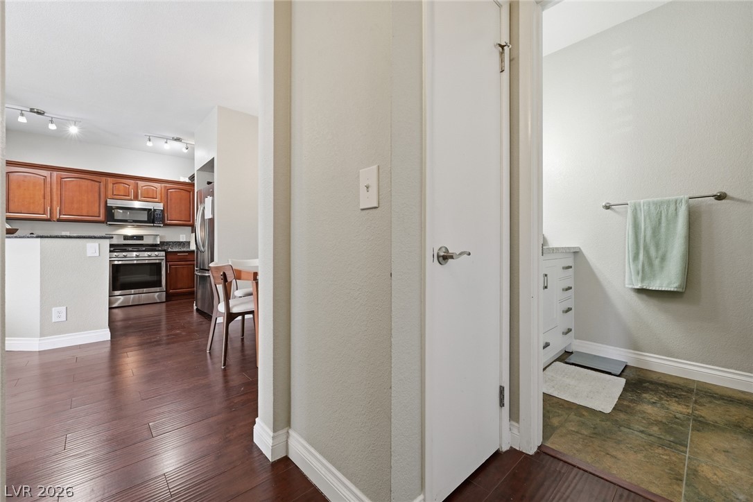 251 South Green Valley Parkway 421 Henderson NV 89012