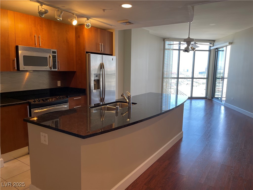 200 West Sahara Avenue 2211 Las Vegas NV 89102