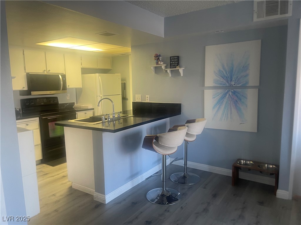 4361 Sanderling Circle 33 Las Vegas NV 89103