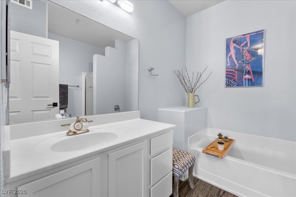 2291 West Horizon Ridge Parkway 11264 Henderson NV 89074