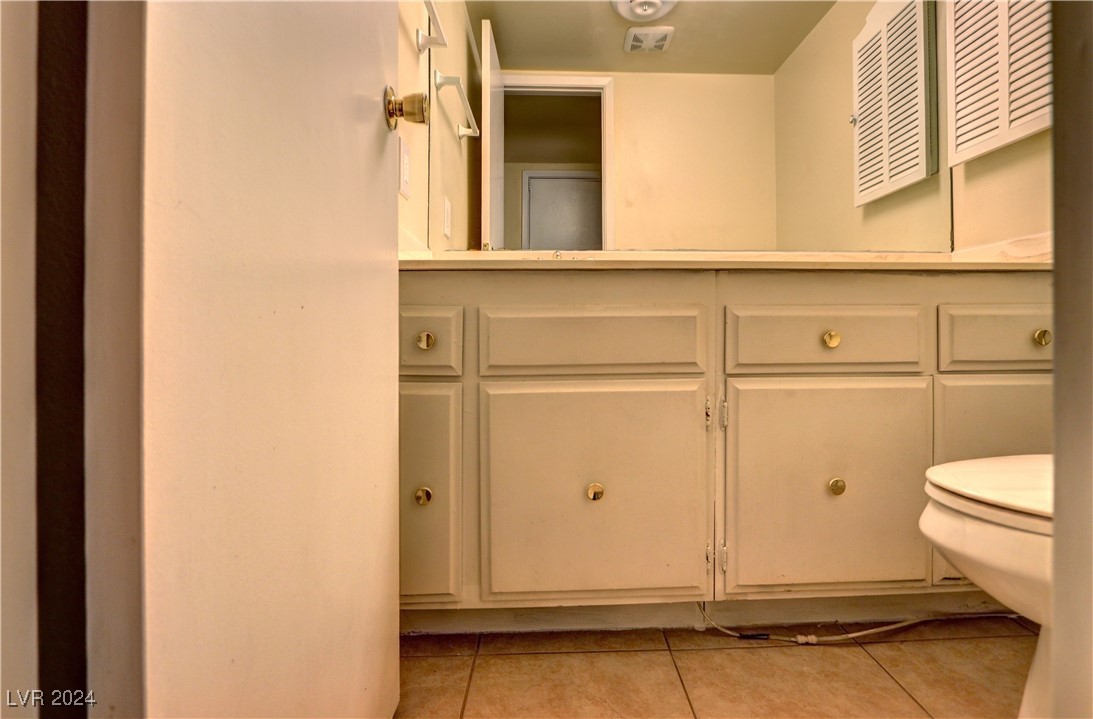 3077 Pinehurst Drive B Las Vegas NV 89109