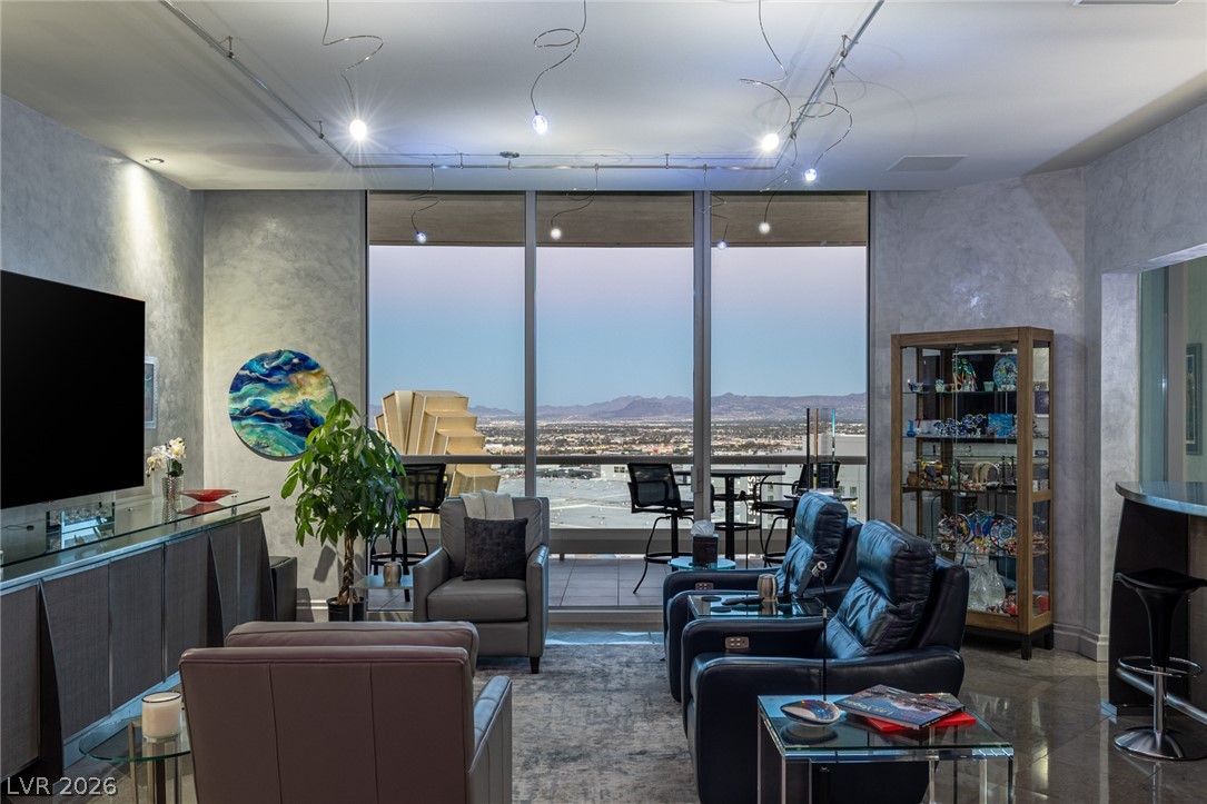 2877 Paradise Road 2603 Las Vegas NV 89109