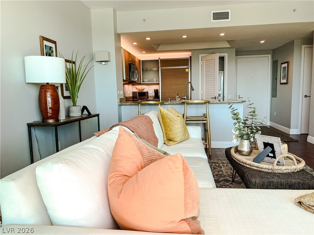 322 Karen Avenue 805 Las Vegas NV 89109
