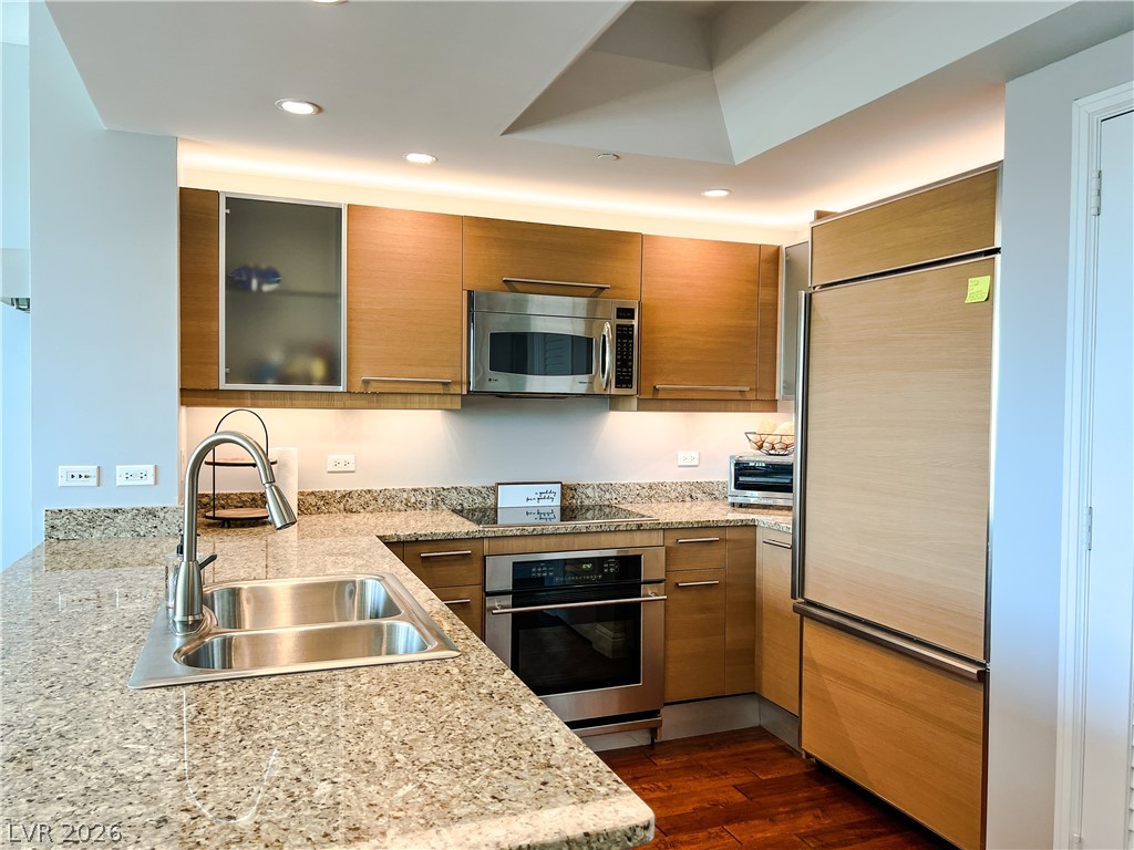 322 Karen Avenue 805 Las Vegas NV 89109