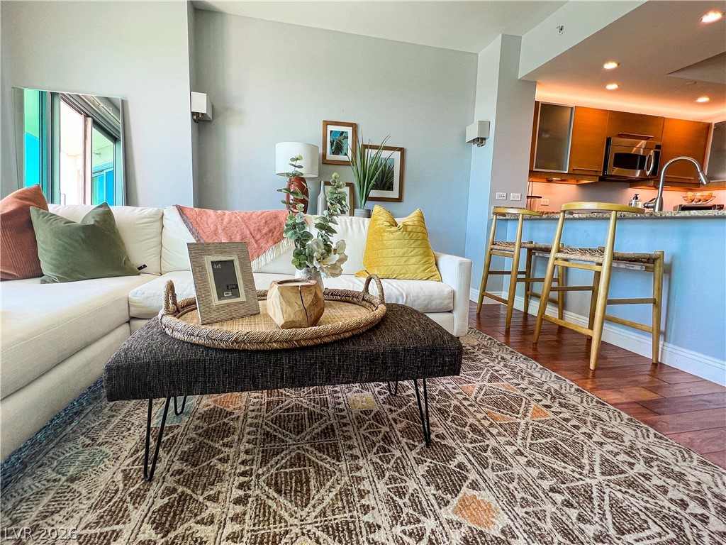 322 Karen Avenue 805 Las Vegas NV 89109