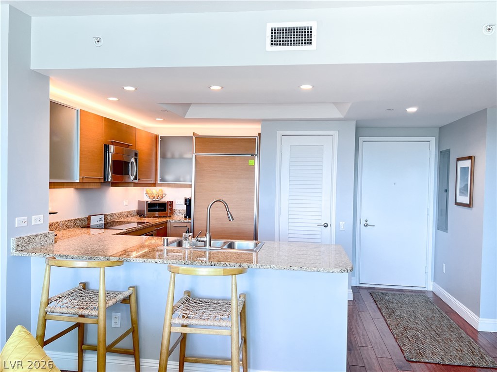 322 Karen Avenue 805 Las Vegas NV 89109